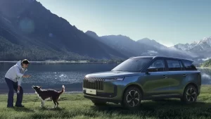 JAECOO 5 PRESENTACIÓN con perro