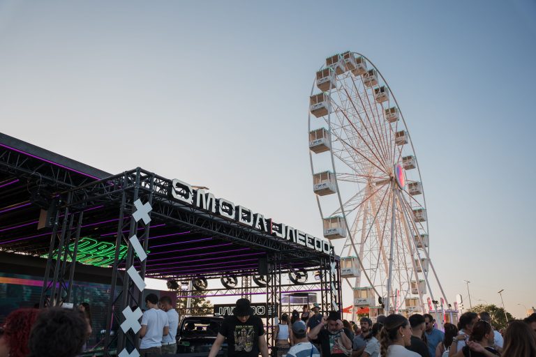 8464900-65c53e0e-d3b9-5679-af0e-c21fa168ade0